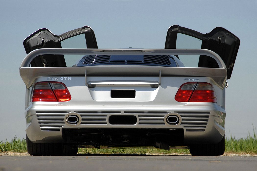 Mercedes-Benz CLK GTR AMG Coupe Straßenversion (1998–1999)