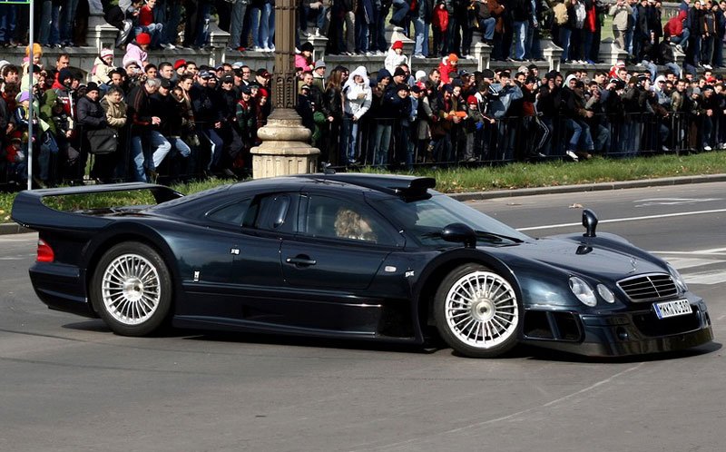 Mercedes-Benz CLK GTR