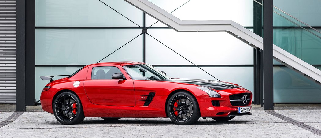 Mercedes-Benz SLS AMG