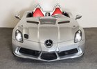 Kupte si vzácný Mercedes SLR Stirling Moss. Je jako nový, ale stojí ranec