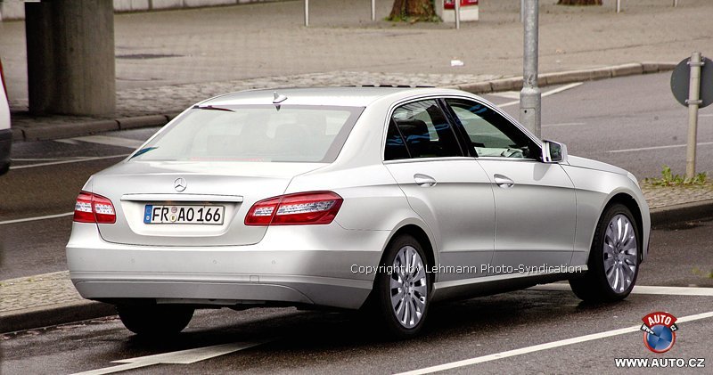 Mercedes-Benz E