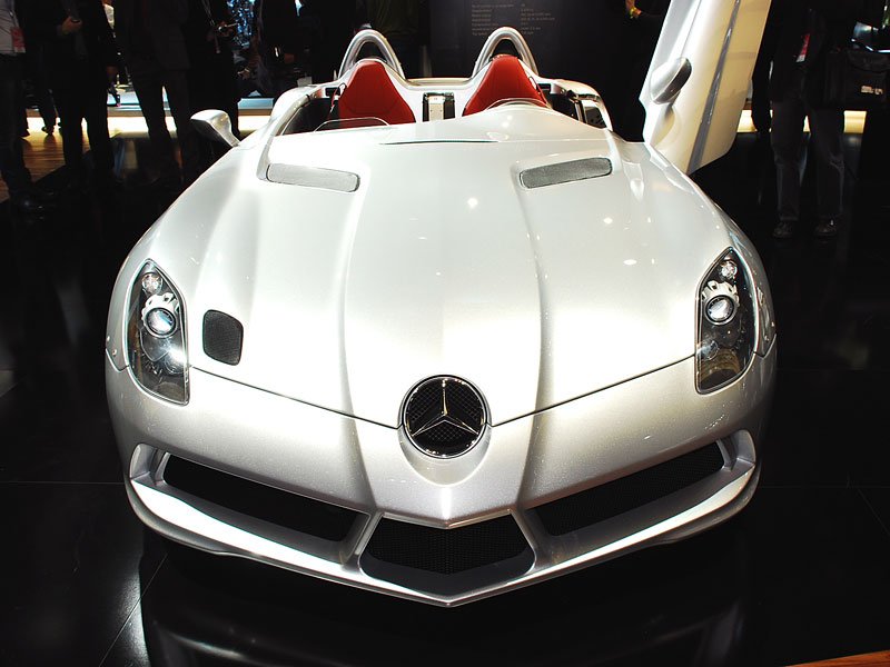 Mercedes-Benz SLR