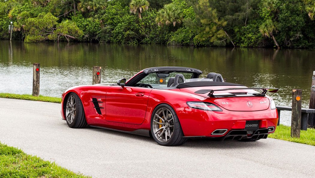 Mercedes-Benz SLS