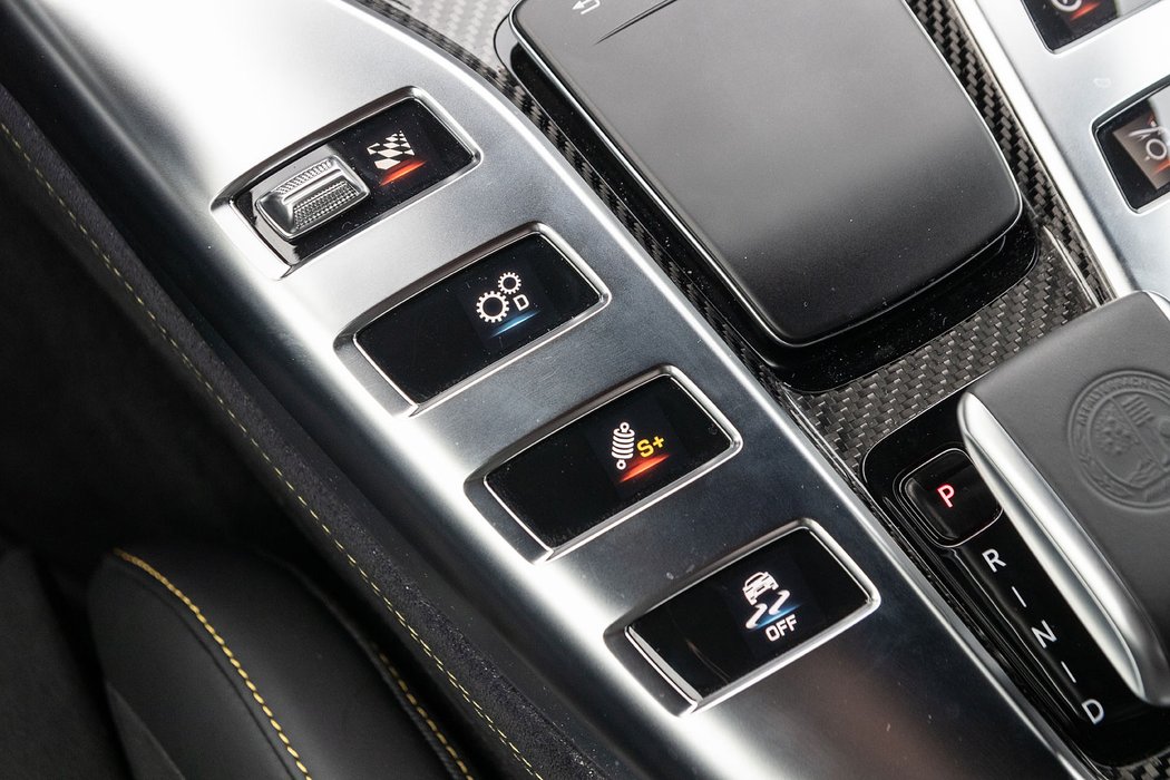 Mercedes-AMG GT 63 S 4Matic+ 4dveřové kupé