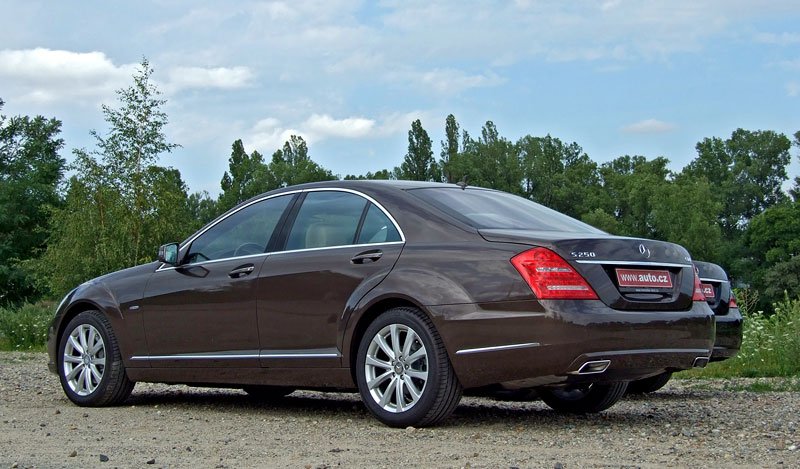 Mercedes-Benz S