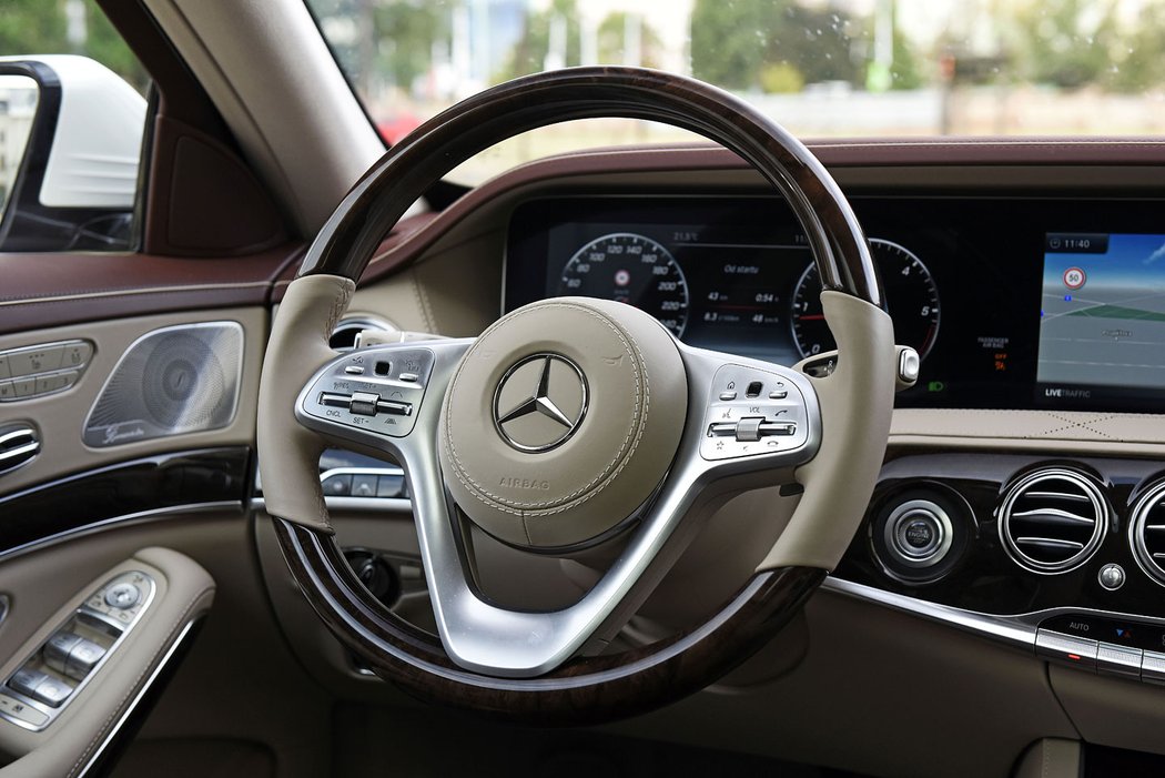 Mercedes-Benz S