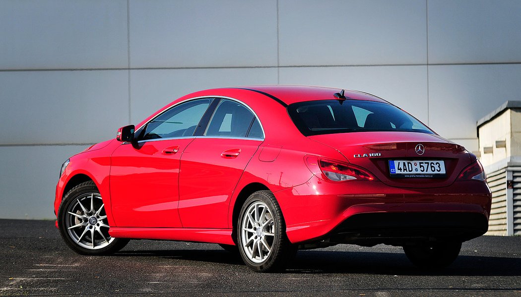 Mercedes-Benz CLA