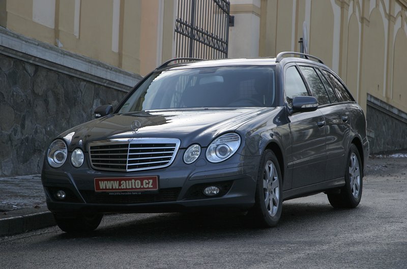 Mercedes-Benz E