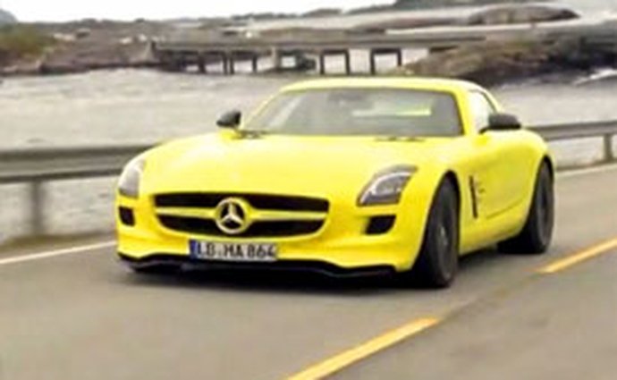 Video: Mercedes-Benz SLS AMG E-Cell: Supersportovní elektromobil