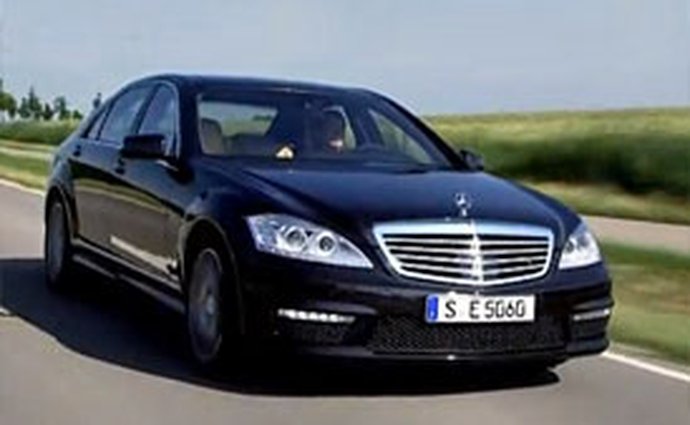 Video: Mercedes-Benz S 63 AMG – Jízda s novým motorem