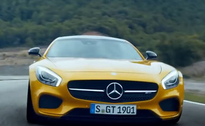 Video: Mercedes-AMG GT ve videoklipu Dreamcar