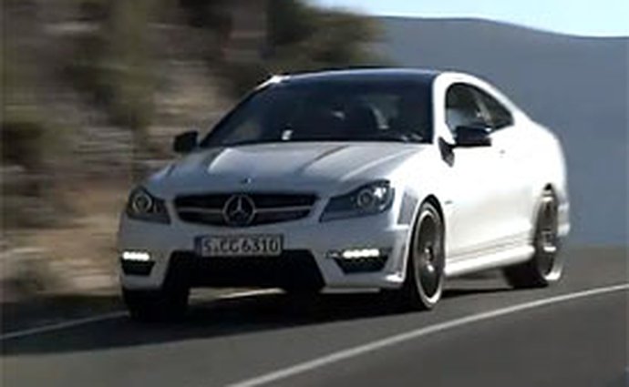 Video: Mercedes-Benz C 63 AMG Coupé – Jízda a zvuk