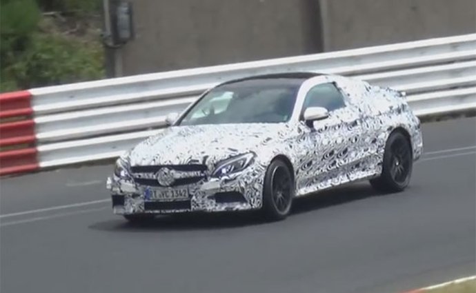 Špionážní video: Mercedes-AMG C 63 Coupe krouží na Nürburgringu