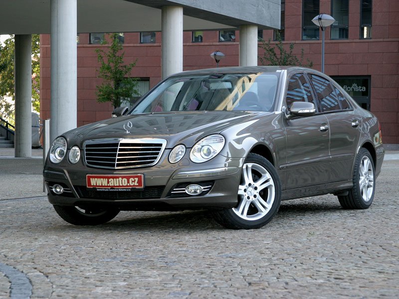 Mercedes-Benz E