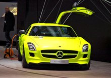 Mercedes-Benz v Ženevě: Dárky ke 125. narozeninám