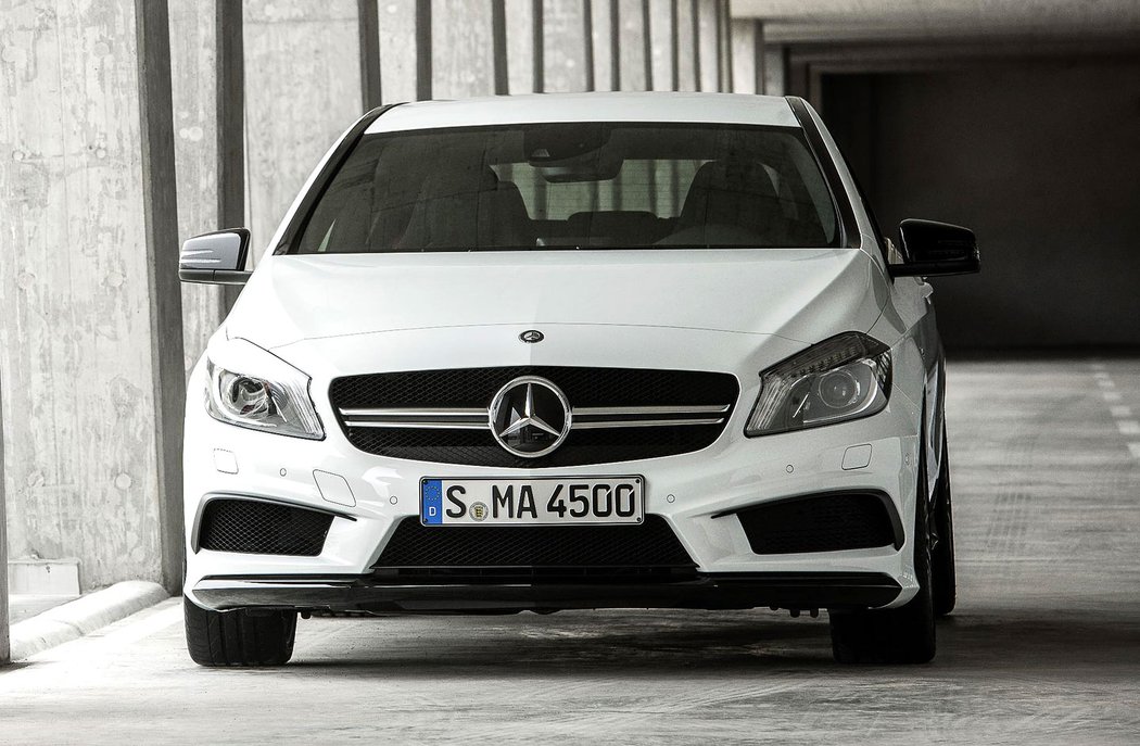 Mercedes-Benz A 45 AMG