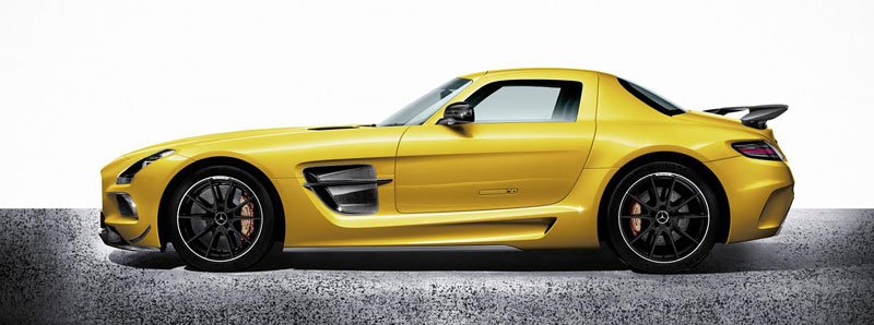 Mercedes-Benz SLS