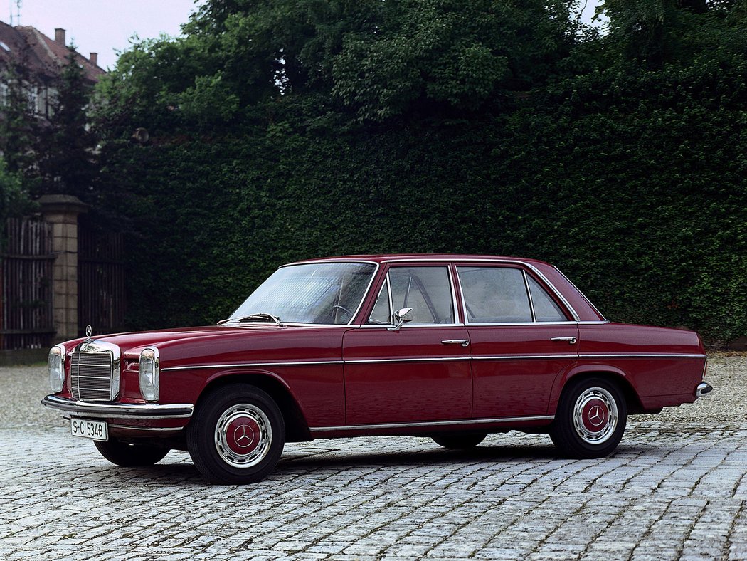 Mercedes-Benz 115