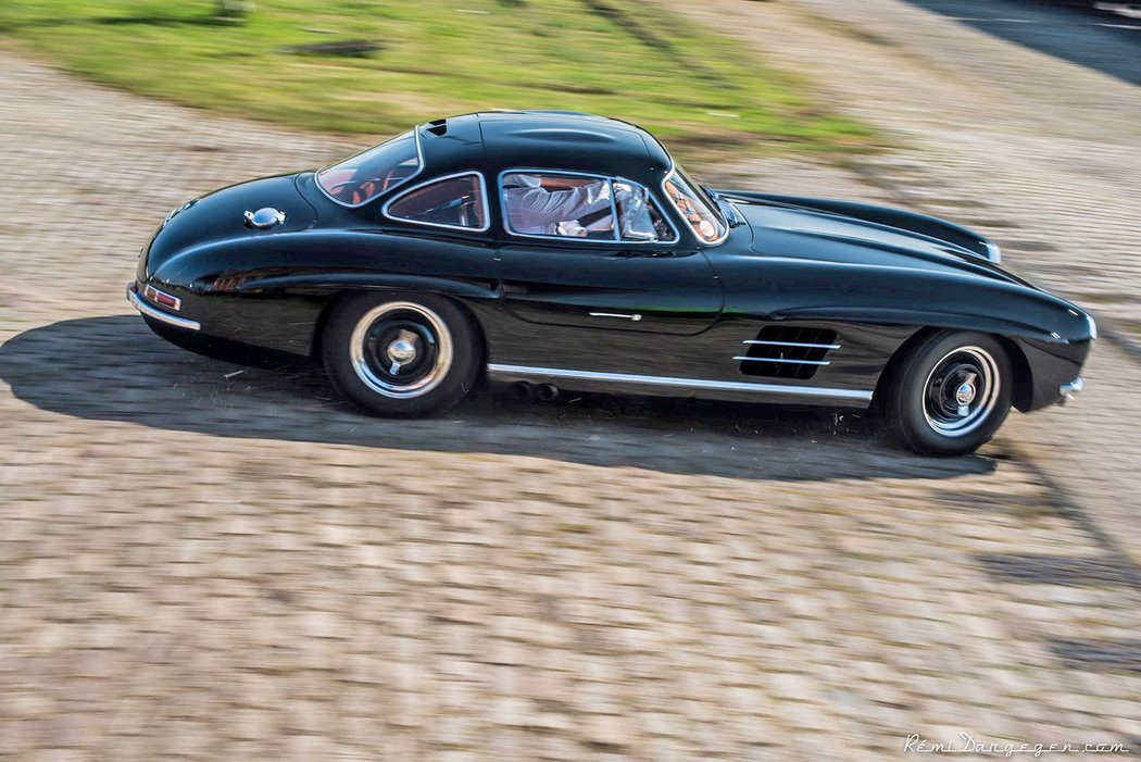 Mercedes-Benz 300 SL