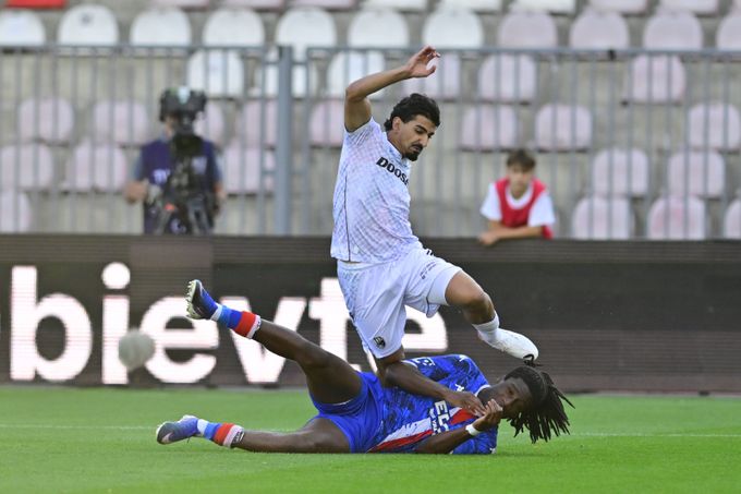 ONLINE: Artis - Plzeň 0:1. Hosté jdou do vedení, Memič prostřelil Stoppena ONLINE: Artis - Plzeň 0:1. Hosté jdou do vedení, Memič prostřelil Stoppena