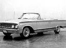 Dvoudveřový kabriolet Mercury Marauder z roku 1963.