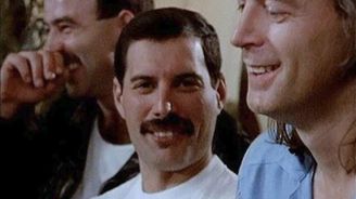 Freddie Mercury byl trnem v oku puritánů, protáhl princeznu Dianu do gay baru a zemřel v náručí přítele