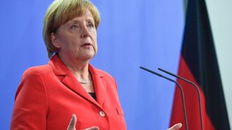  Merkelová odmítá v Německu omezovat právo běženců na azyl 