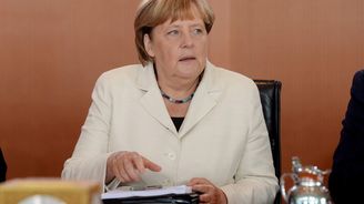 Merkelová přijde v neděli v Berlíně o další voliče. AfD má získat kolem 15 procent