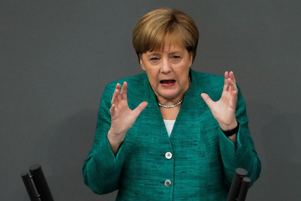 Kancléřka Merkelová při projevu v Budestagu 28. 6. 2018