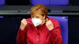Karanténa dle Merkelové: Až do 14. února zavřené školy. Limit pohybu 15 kilometrů od domova padl 