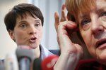 Lídryně Alternativy pro Německo Frauke Petryová a německá kancléřka Angela Merkelová