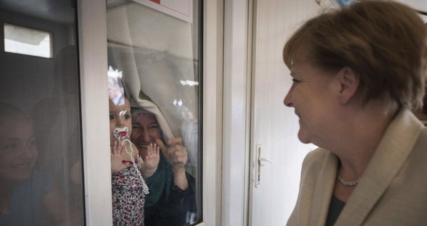 Němci zaplatí uprchlíkům, kteří se vrátí domů. Rodiny dostanou skoro 80 tisíc