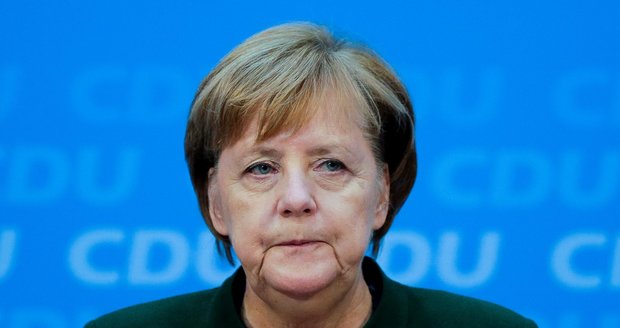 Merkelová jde „po krku“ muslimům: Nemáš rád židy? Vyhostíme tě ze země!