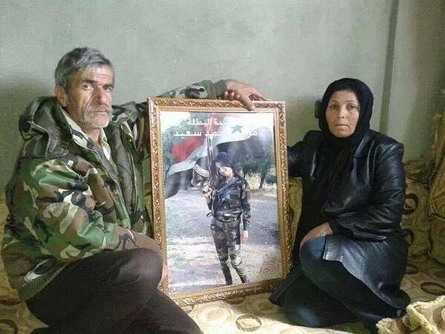 Mervet Saídová, která dosáhla hodnosti poručíka, byla členkou syrské republikánské gardy, která stojí na straně diktátora Bašára Asáda. Minulý týden byla zabita povstalci a syrská média i sociální sítě tvrdí, že je první ženou – mučednicí, která obětovala svůj život pro prezidenta, přímo v boji.
