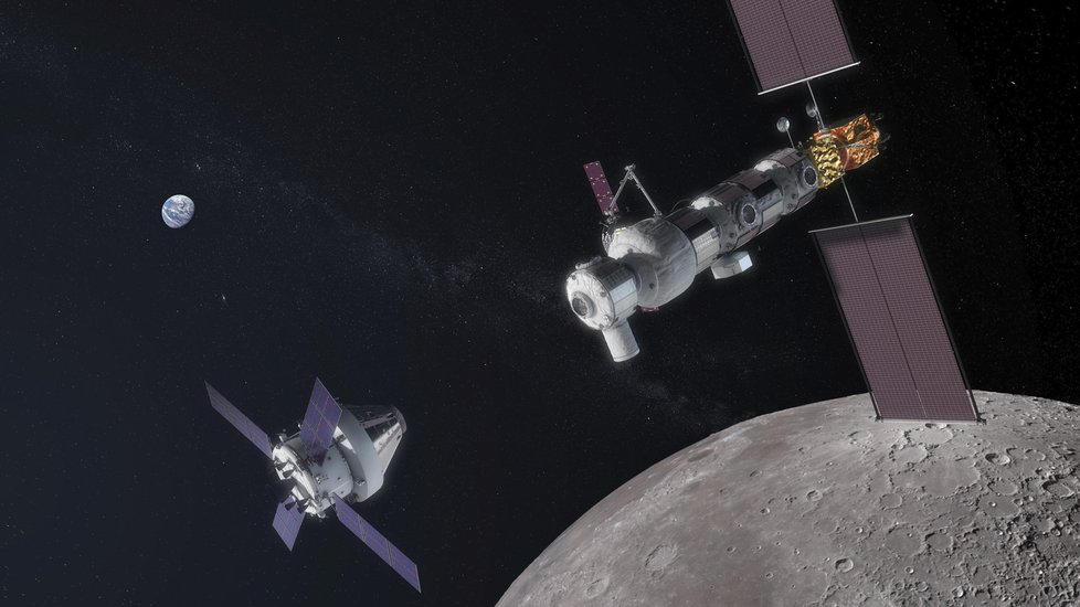 ) Modul Orion s astronauty se blíží k měsíční stanici Gateway – anglicky brána. Tato stanice bude později sloužit jako odrazový můstek pro lety na Mars