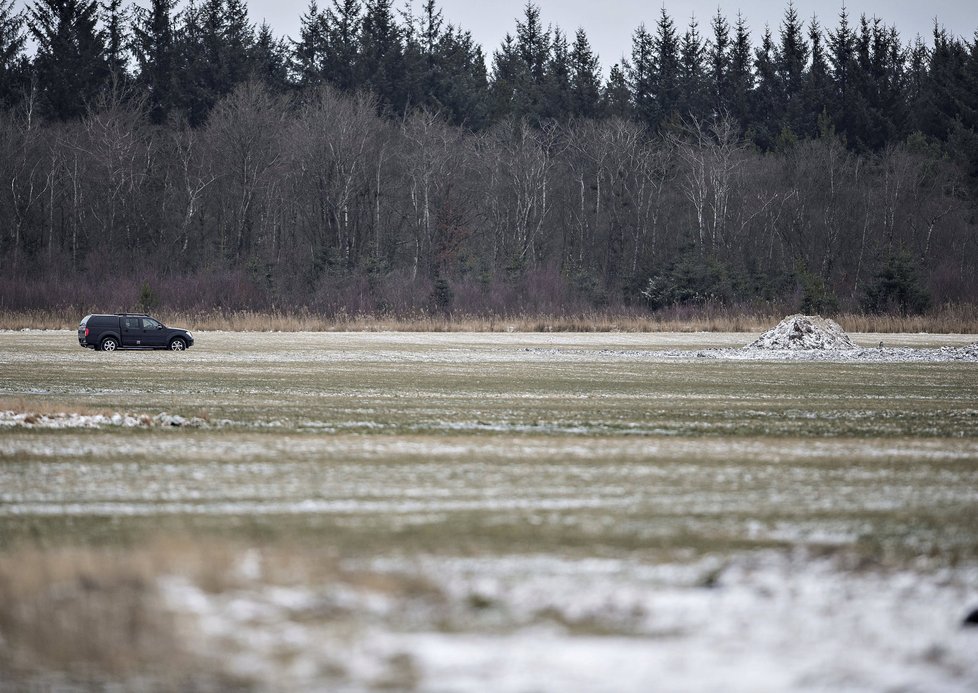 Vrak německé stíhačky i s ostatky pilota objevili na severu Dánska místní farmář s 14letým synem.