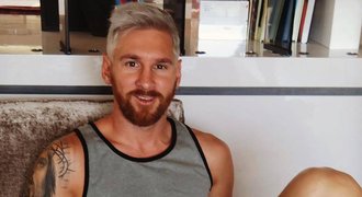 Z Messiho je blonďák! Hvězda ukázala nový účes i tetování