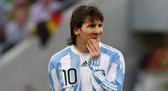 Messi založil kapelu a hraje písničky od Oasis