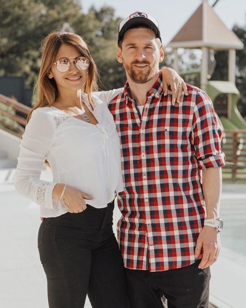 Lionel Messi s půvabnou manželkou Antonelou