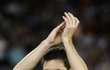 Barcelona&#39;s Lionel Messi applauds his supporters before their Spanish first division soccer match against Valencia at Nou Camp stadium in Barcelona September 2, 2012.   REUTERS/Gustau Nacarino  (SPAIN - Tags: SPORT SOCCER)