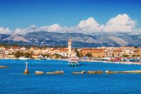 Turistku (18) v Řecku znásilnil muž: Máma letěla 2000 km za pomstou! Útočníka napadla