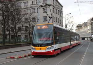 Kvůli opravě tramvajové trati v centru Prahy se o víkendu zkomplikuje doprava. Ilustrační foto