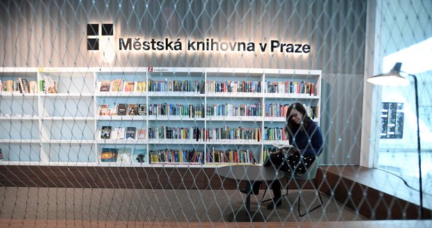 Městská knihovna otevřela v Centru Černý Most samoobslužnou pobočku