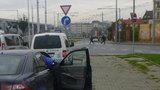 Plzeňská důchodkyně (80) pirátkou silnic: Se zákazem řízení ujížděla před strážníky v protisměru