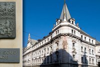 Podporovala svého chotě v šíření antisemitských výhrůžek: Ivana (30) u soudu vyfasovala podmínku