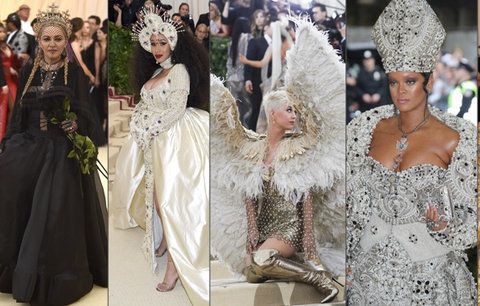 Šílené modely na Met Gala 2018: Rihanna jako papež, Madonna jako královna a okřídlená Katy Perry