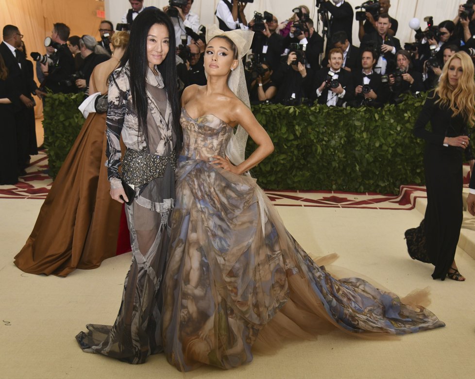 Vera Wang a Ariana Grande