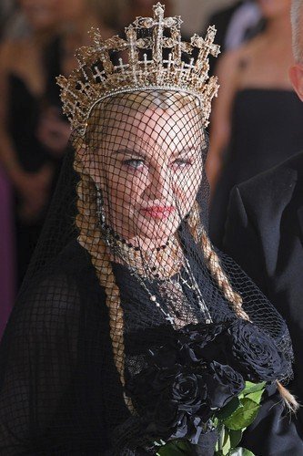 Met Gala - Madonna