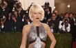 Met gala: Taylor Swift (26), zpěvačka Šaty: Louis Vuitton (FRA)