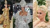 Prapodivné róby na Met Gala: Katy Perry se proměnila v ptáka, z Rihanny byl biskup